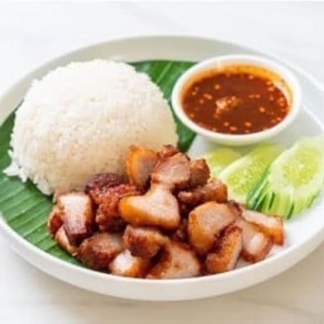 C5.Thai Crispy Pork (Kao Moo Tod).