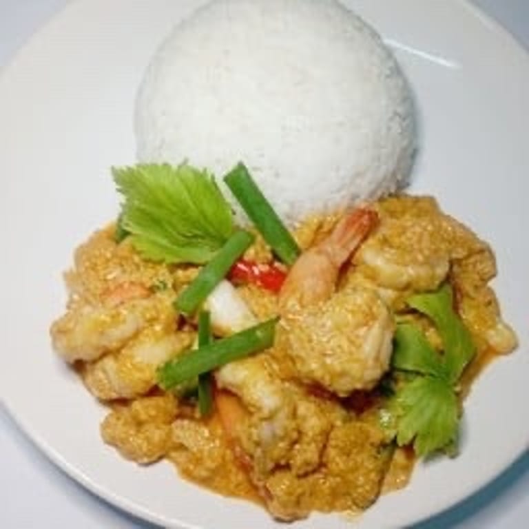Delicious Yellow Curry Options