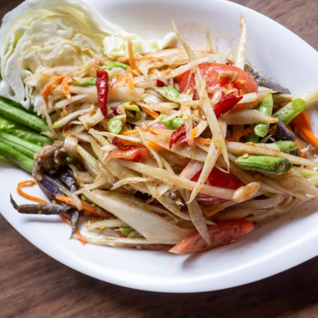 B6.Papaya Salad.