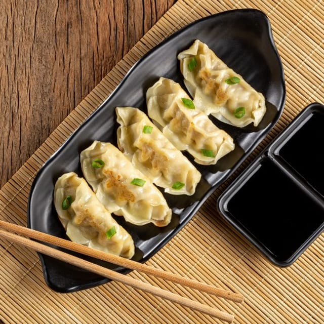 A4.Gyoza Vegetable or Pork.