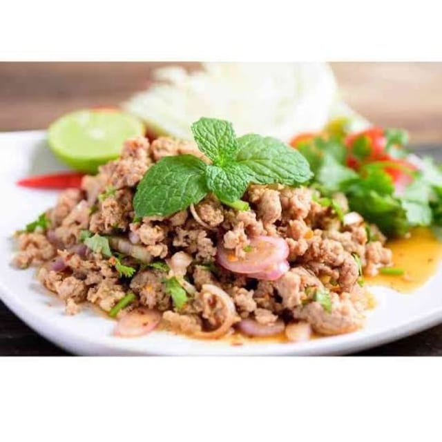 C23.Larb E-Sarn Dinner.